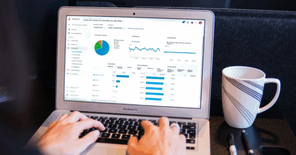 When link counts were currency: the rise and fall of early blog tracking tools