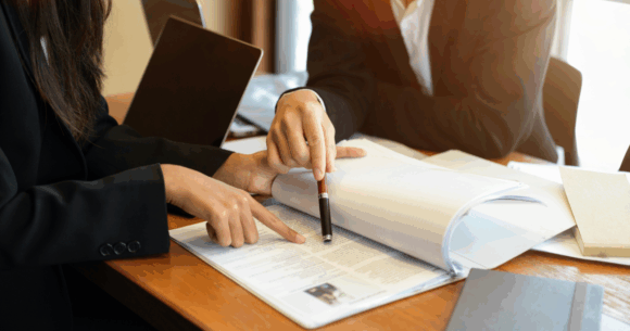 Why spelling and grammar mistakes still cost bloggers more than they realize