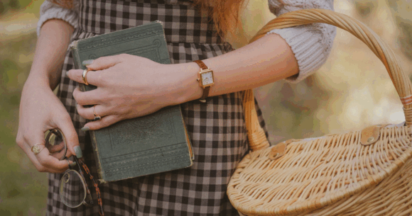 6 things that reliably happen to the brain and body of someone who writes expressively for twenty minutes a day for thirty consecutive days — and why most people stop just before the changes become visible