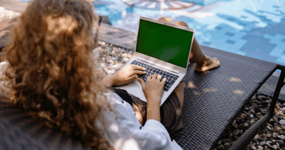 58% of Google searches end without a click. Here’s what that actually means if you run a blog