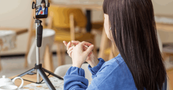 Substack is quietly becoming a video platform. Writers should pay attention